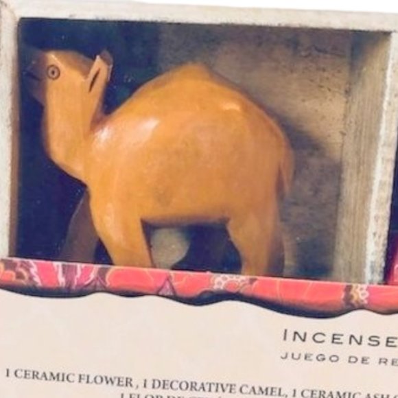 Flora Classique Wooden Incense Gift Set Sticks - Picture 2 of 6